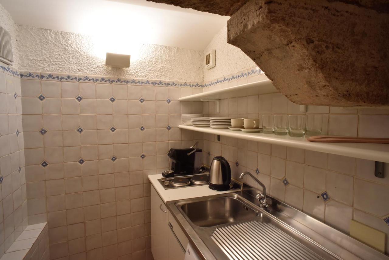 Le Tartarughe Boutique Apartment Rom Exteriör bild